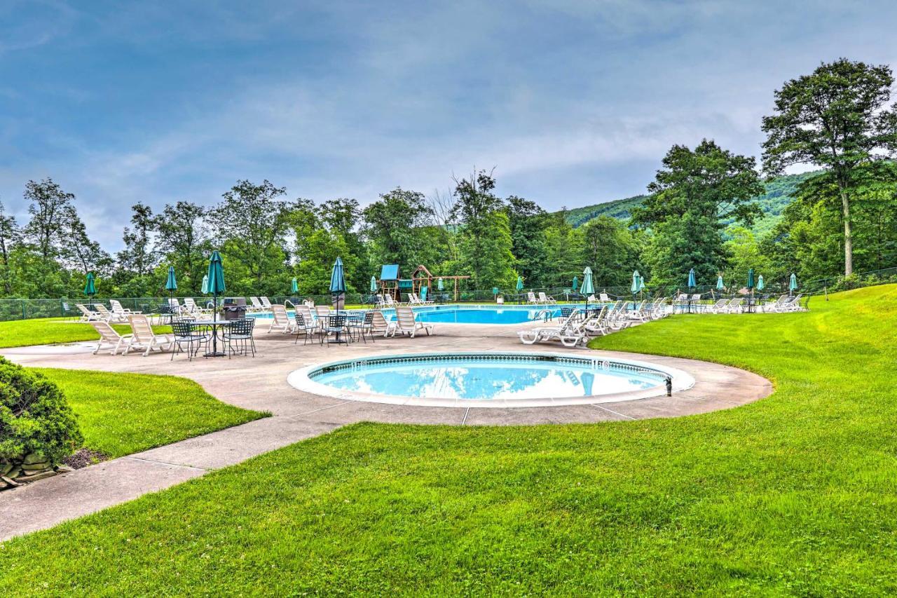 Pocono Retreat, 1 Mi To State Park And Ski Access! Tannersville Eksteriør bilde