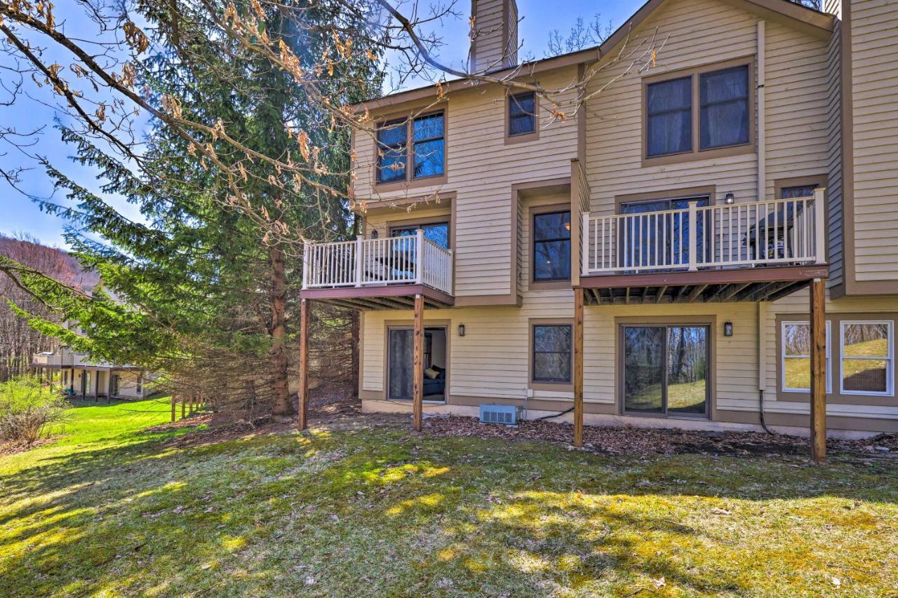 Pocono Retreat, 1 Mi To State Park And Ski Access! Tannersville Eksteriør bilde